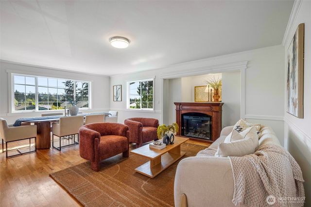 7021 20th Avenue NE, Seattle, WA 98115