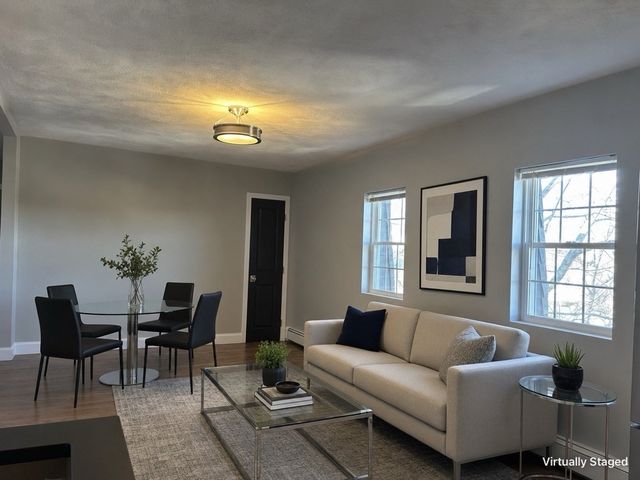 18 Ashcroft 302, Dedham, MA 02026