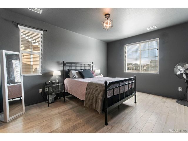 10476 Akron St, Commerce City, CO 80640