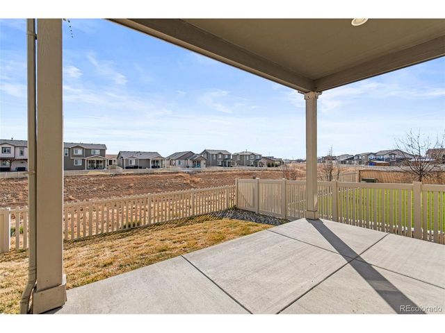 10476 Akron St, Commerce City, CO 80640