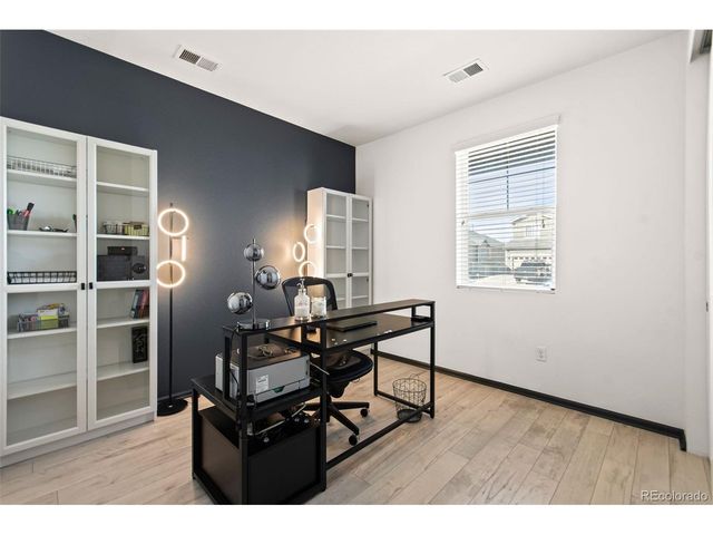 10476 Akron St, Commerce City, CO 80640