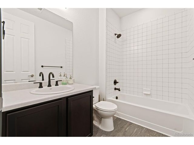 10476 Akron St, Commerce City, CO 80640