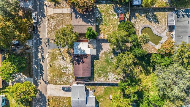 995 EMERALD DRIVE, Mount Dora, FL 32757