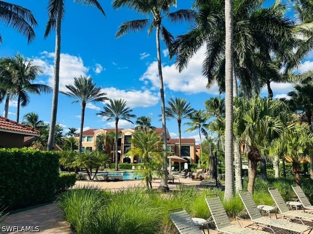 1220 Reserve WAY 108, Naples, FL 34105