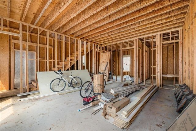 210 A N Brazos Street, Burton, TX 77835