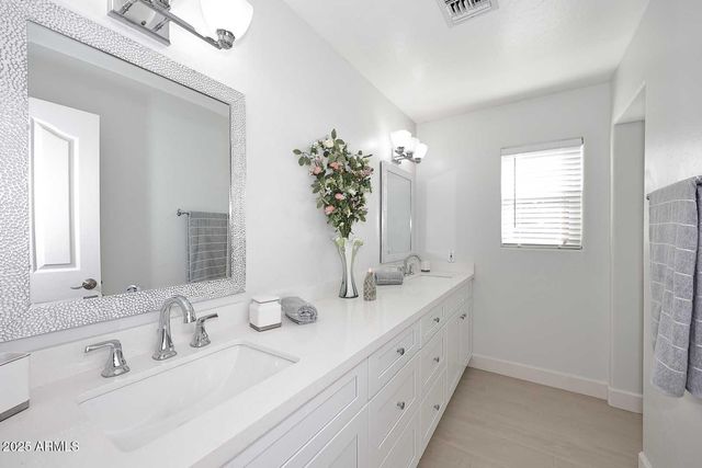 6323 E NISBET Road, Scottsdale, AZ 85254