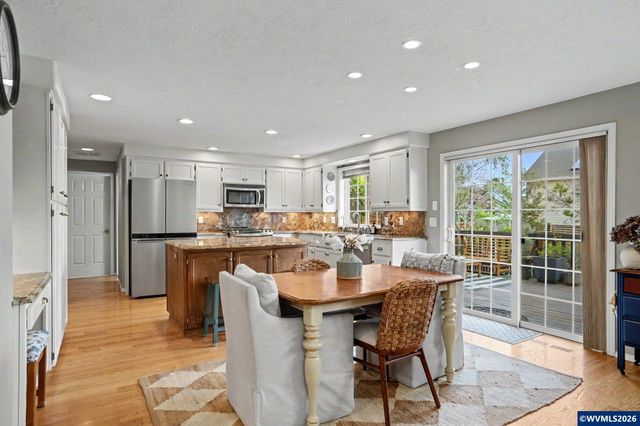 5276 Southbend Dr SE, Salem, OR 97306