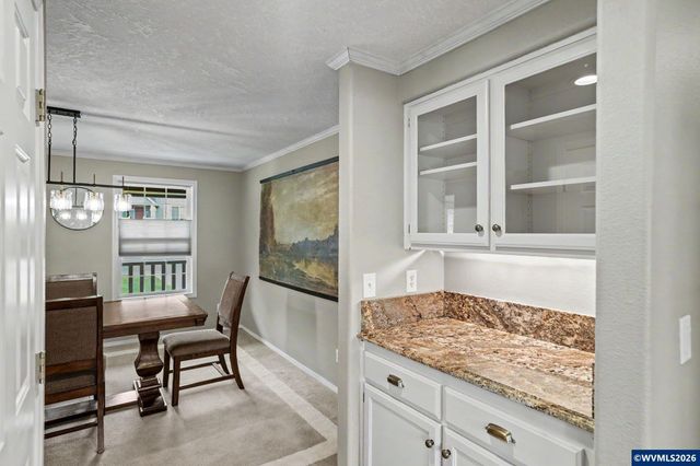 5276 Southbend Dr SE, Salem, OR 97306