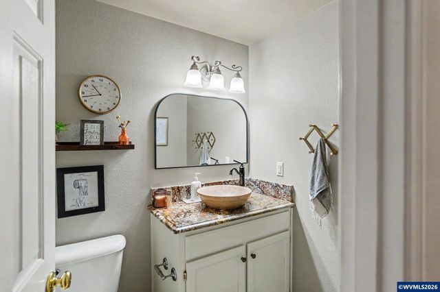 5276 Southbend Dr SE, Salem, OR 97306