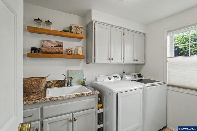 5276 Southbend Dr SE, Salem, OR 97306