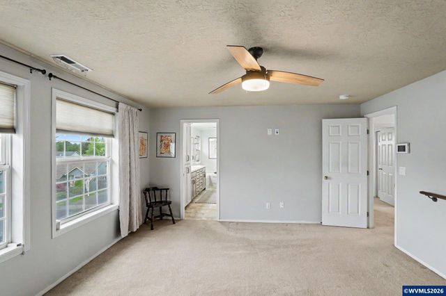 5276 Southbend Dr SE, Salem, OR 97306