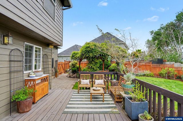 5276 Southbend Dr SE, Salem, OR 97306