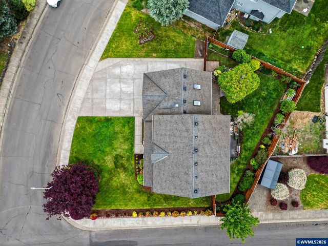 5276 Southbend Dr SE, Salem, OR 97306