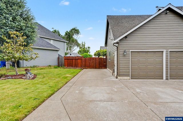 5276 Southbend Dr SE, Salem, OR 97306