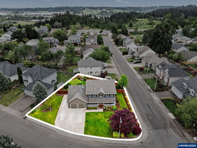 5276 Southbend Dr SE, Salem, OR 97306