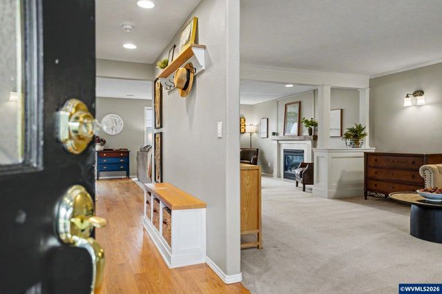 5276 Southbend Dr SE, Salem, OR 97306