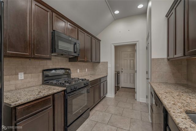 232 Riverbrooke Drive, Shreveport, LA 71115