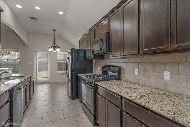 232 Riverbrooke Drive, Shreveport, LA 71115