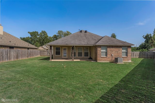 232 Riverbrooke Drive, Shreveport, LA 71115