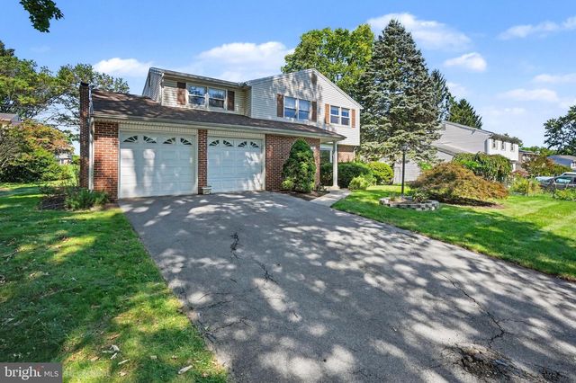 58 OLD FEDERAL RD, Camp Hill, PA 17011