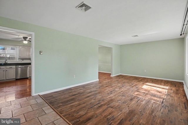 58 OLD FEDERAL RD, Camp Hill, PA 17011