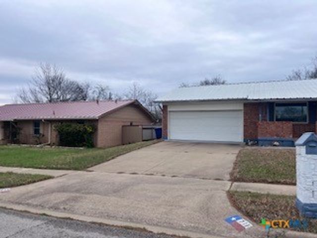 711 S 25th Street, Copperas Cove, TX 76522