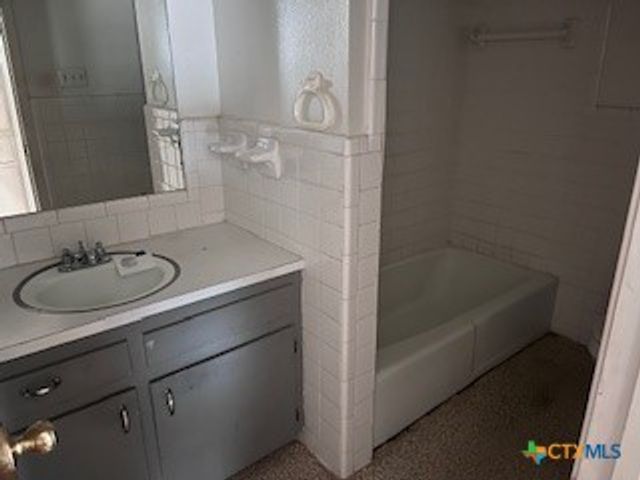 711 S 25th Street, Copperas Cove, TX 76522