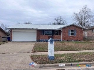 711 S 25th Street, Copperas Cove, TX 76522