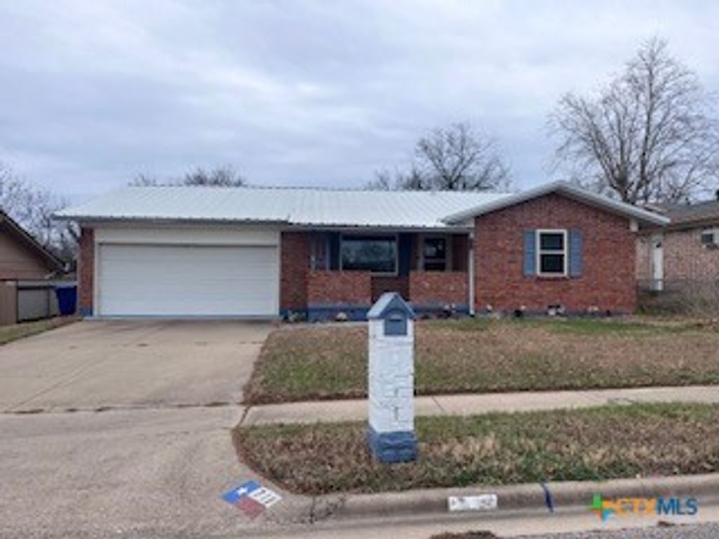 711 S 25th Street, Copperas Cove, TX 76522