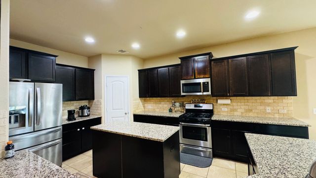 2437 Merton DR, Leander, TX 78641