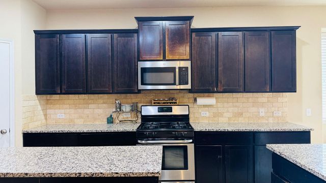 2437 Merton DR, Leander, TX 78641