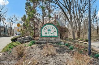 429 Ledgeview Park Dr, Louisville, KY 40206
