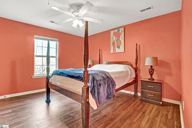 104 Claymoor Court, Williamston, SC 29697