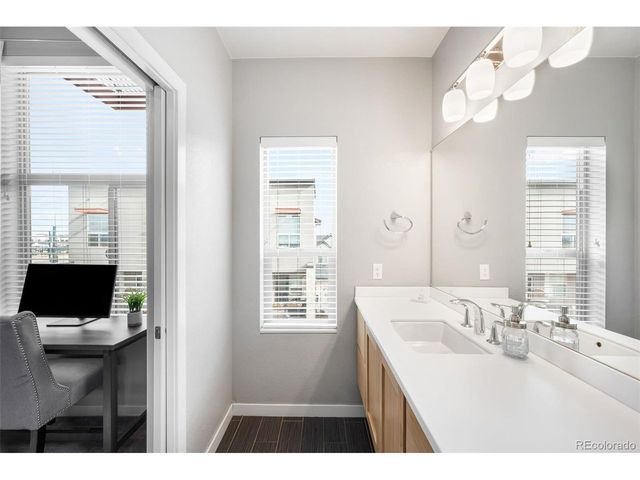 8855 E 55th Ave, Denver, CO 80238