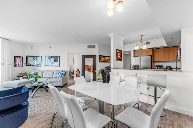 9066 SW 73rd Ct 908, Miami, FL 33156