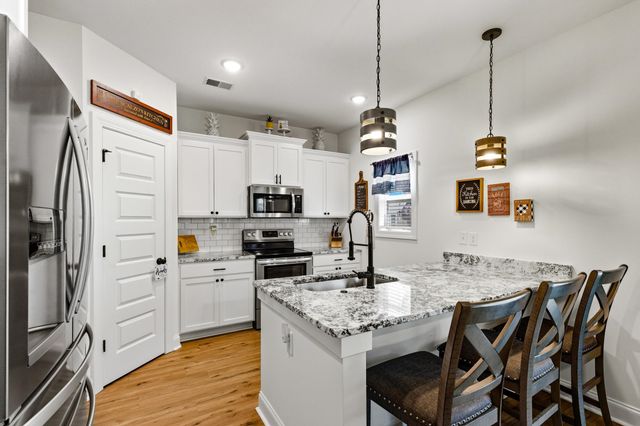 382 Long Meadow Dr., Loris, SC 29569