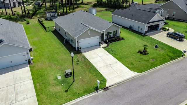 382 Long Meadow Dr., Loris, SC 29569