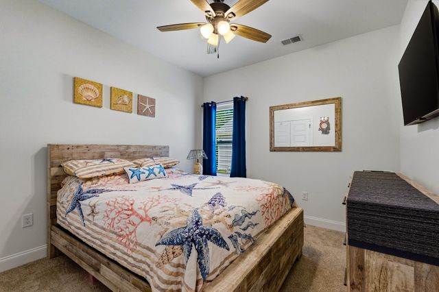 382 Long Meadow Dr., Loris, SC 29569