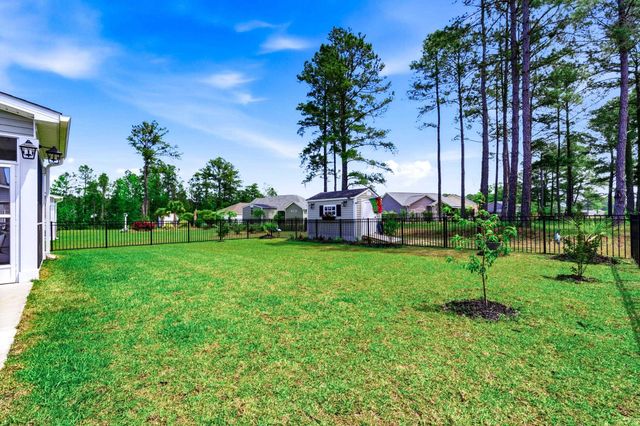 382 Long Meadow Dr., Loris, SC 29569