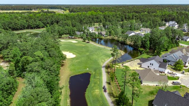 382 Long Meadow Dr., Loris, SC 29569