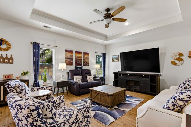 382 Long Meadow Dr., Loris, SC 29569