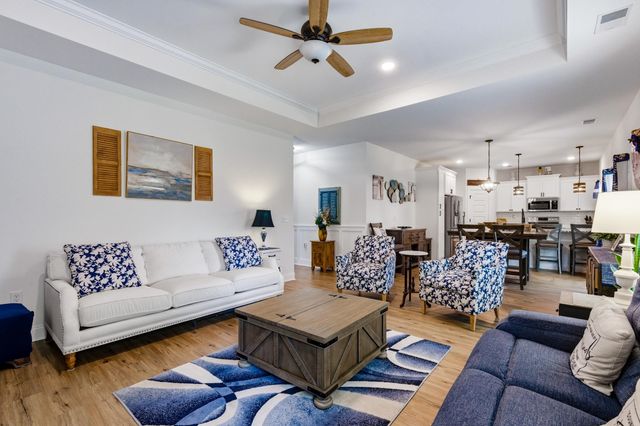 382 Long Meadow Dr., Loris, SC 29569