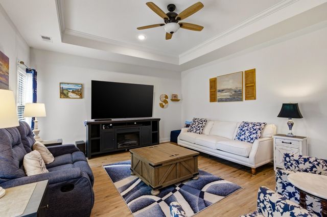 382 Long Meadow Dr., Loris, SC 29569