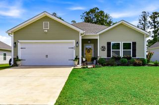 382 Long Meadow Dr., Loris, SC 29569