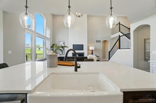 7516 Donegal Drive, Miami Twp, OH 45233