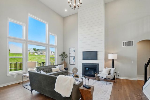 7516 Donegal Drive, Miami Twp, OH 45233