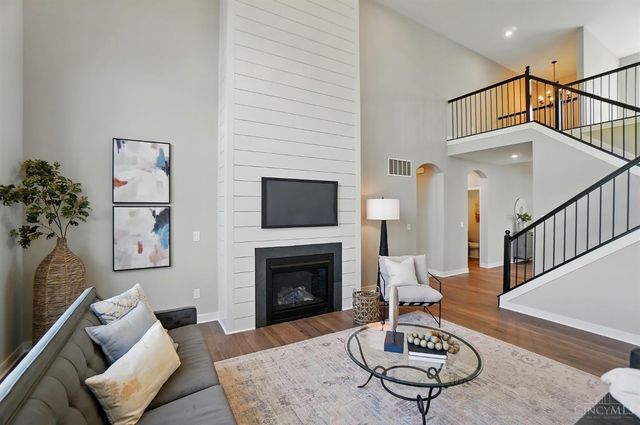 7516 Donegal Drive, Miami Twp, OH 45233