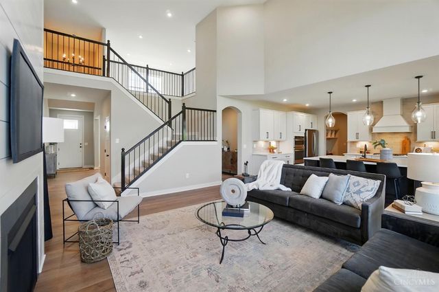 7516 Donegal Drive, Miami Twp, OH 45233