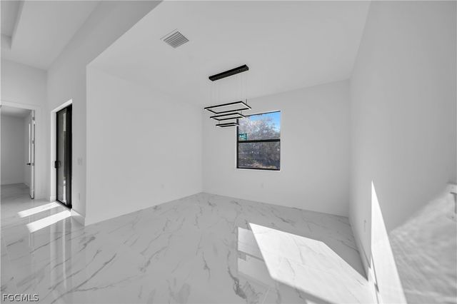 1923 Wellington AVE, Lehigh Acres, FL 33972