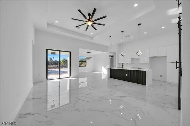 1923 Wellington AVE, Lehigh Acres, FL 33972